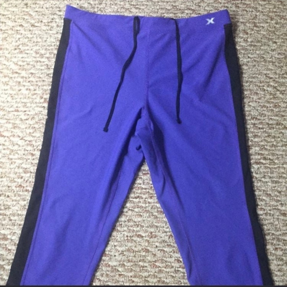 Xersion M workout leggings